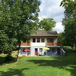 Üdülőpark Robiniapark Szólád